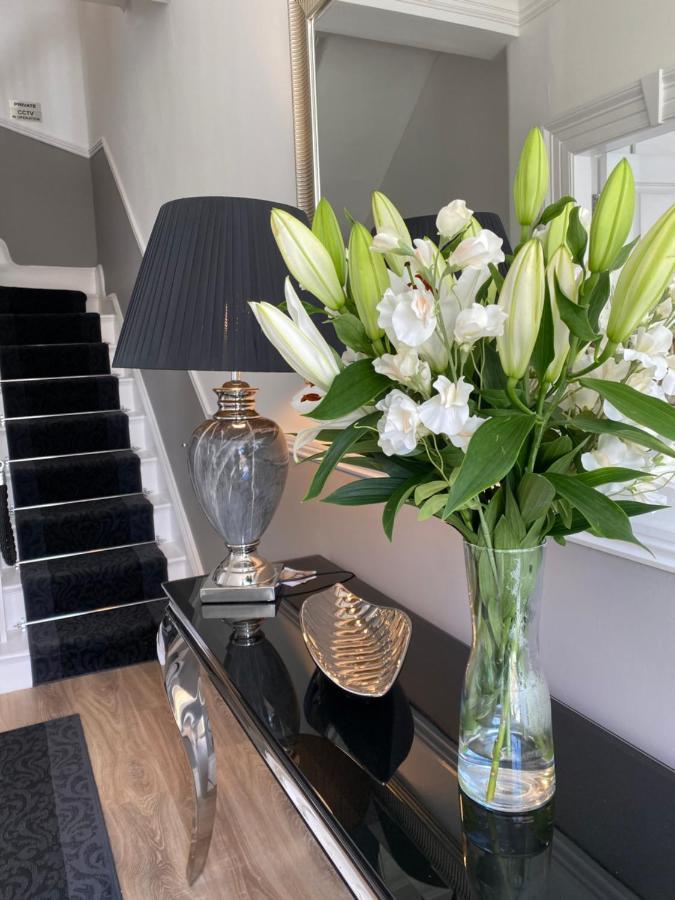The Maureen Suite Llandudno Exteriör bild